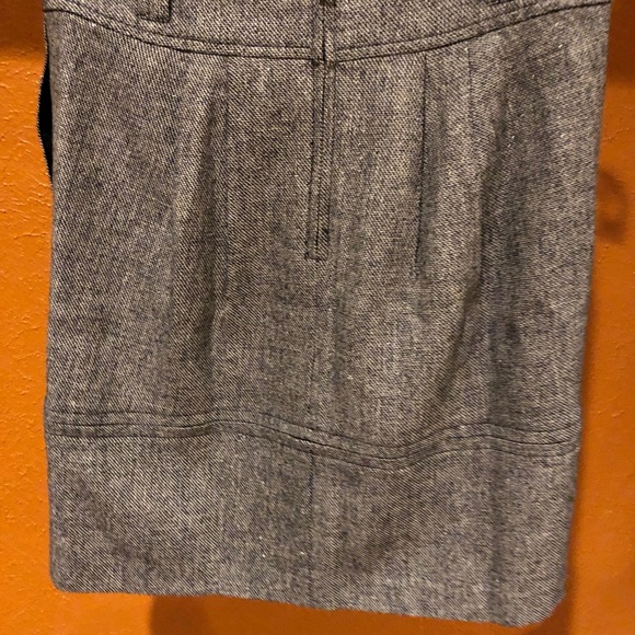 Flattering skirt - Picture 2 of 3